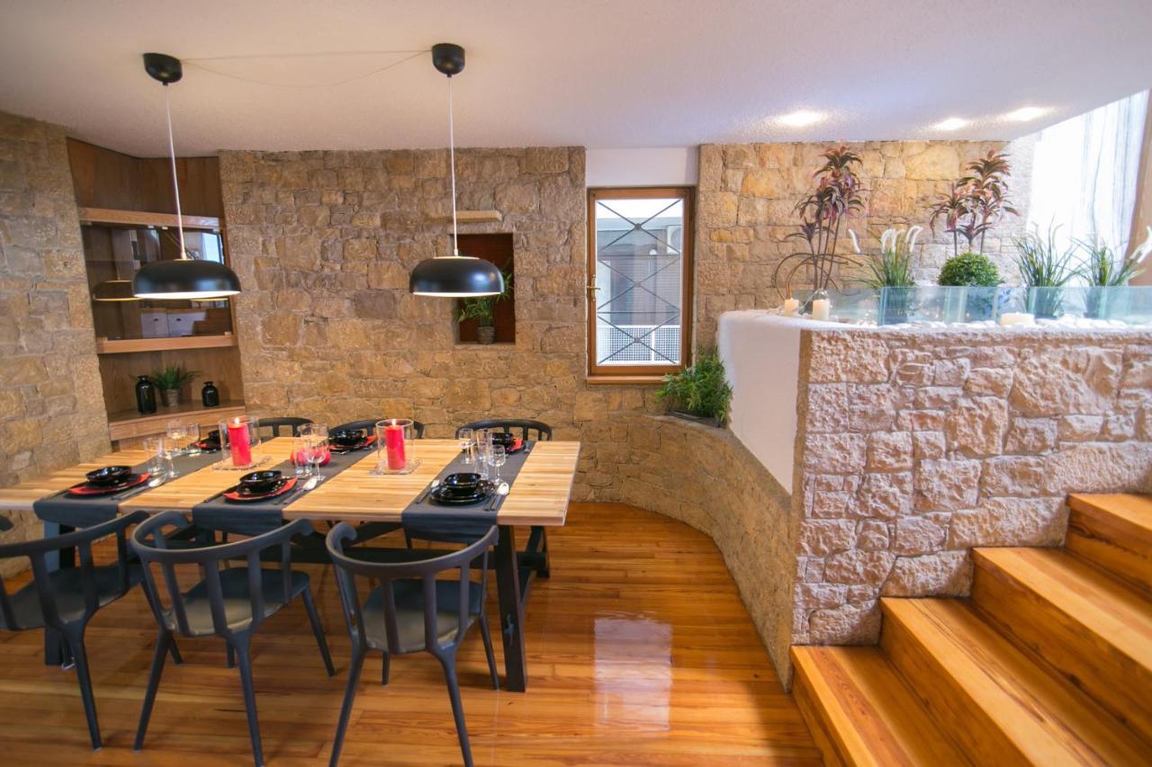 One-Of-A-Kind Athens Riviera Apartment מראה חיצוני תמונה